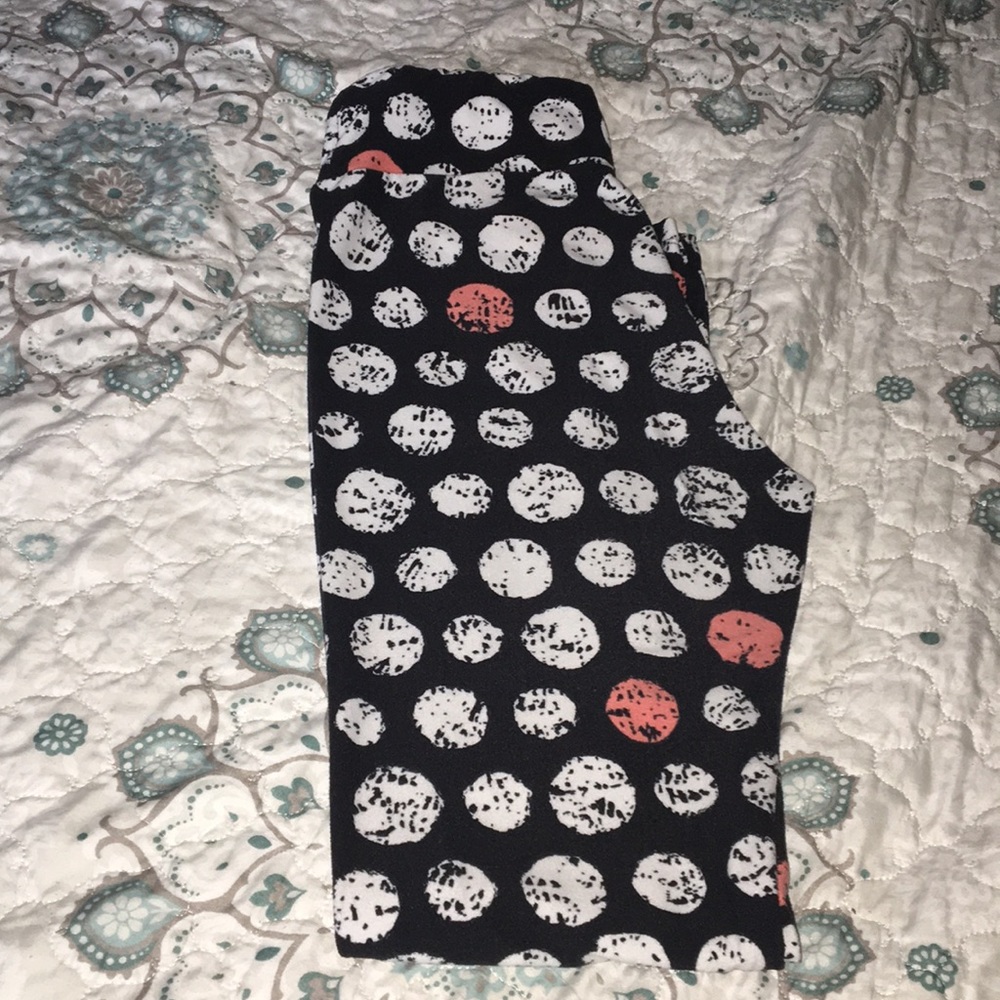 LuLaRoe OS One Size Leggings | Black Red & White